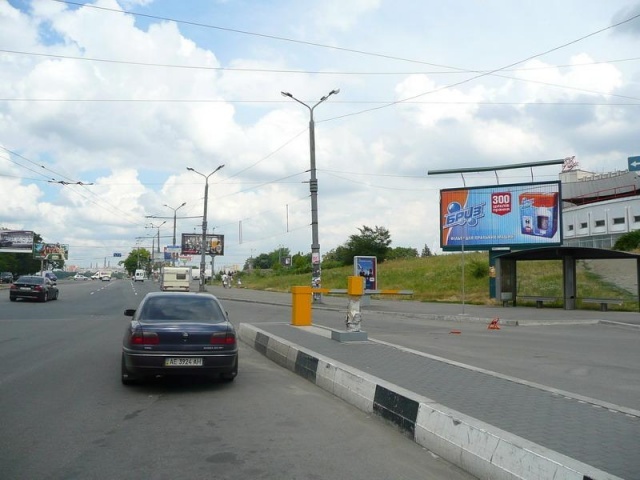 Призма 6x3,  пл. Коцюбинского - ЦИРК
