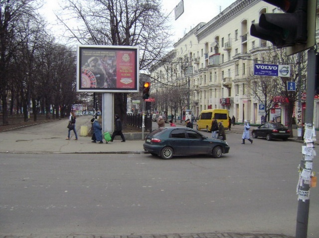 Скролл 4x3,  пр. К. Маркса - ул. Артема
