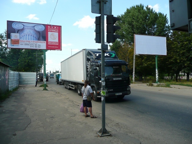 Щит 6x3, ул. Белостоцкого, из центра (дом №8) Щит 6x3, ул. Белостоцкого, из центра (дом №8)