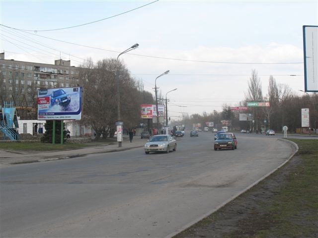 Щит 6x3, ж/м Победа, ул. Космическая, круг, маг. "Комфорт" Щит 6x3, ж/м Победа, ул. Космическая, круг, маг. "Комфорт"