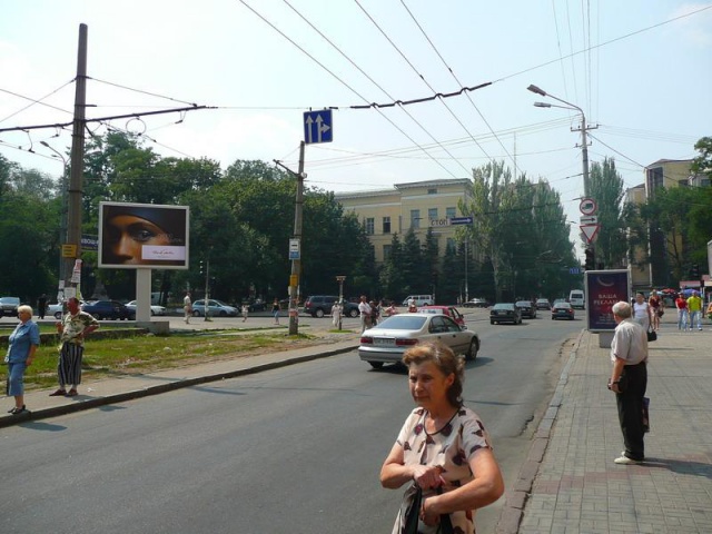 Скролл 4x3,  пл. Октябрьская, д.1