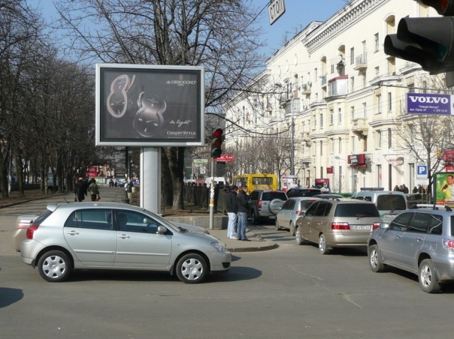 Скролл 4x3,  пр. К. Маркса - ул. Артема