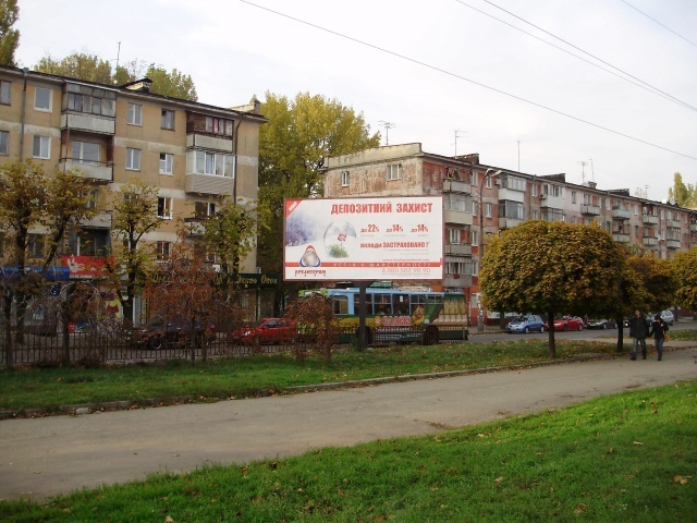 Щит 6x3,  Кирова пр., 102 (перед " Славутич")